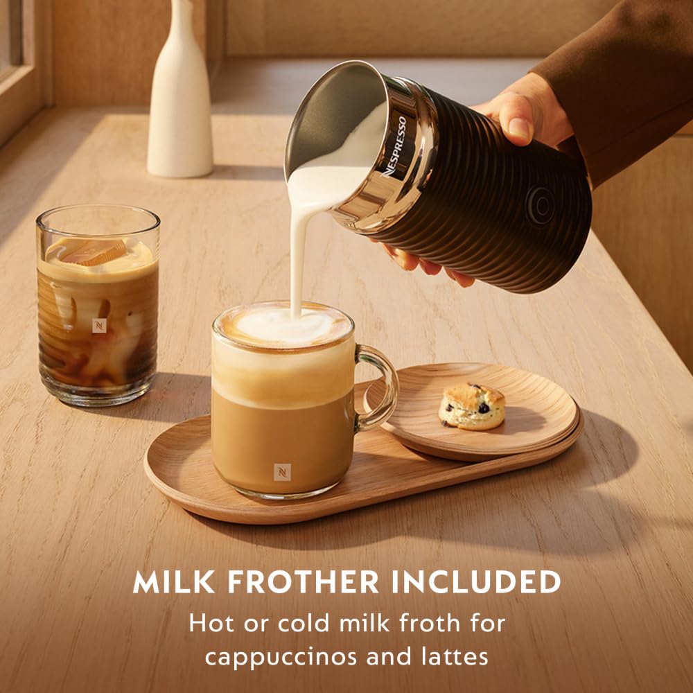 Liquorice Black Coffee Machine with Milk Frother D472