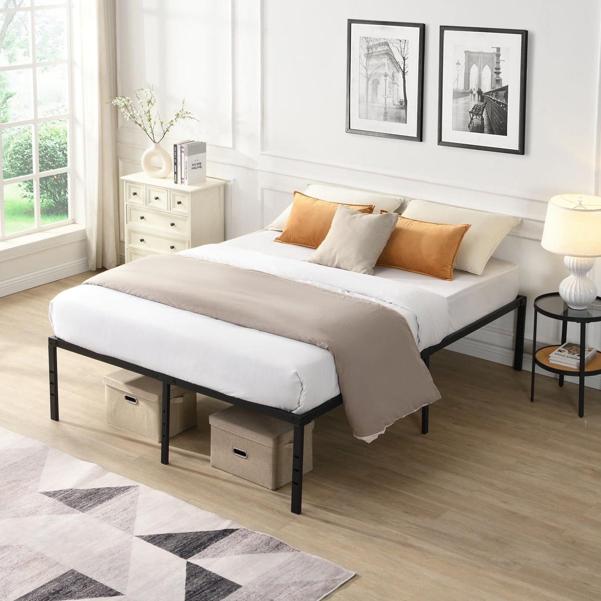 Black Queen Metal Platform Bed Frame O49744