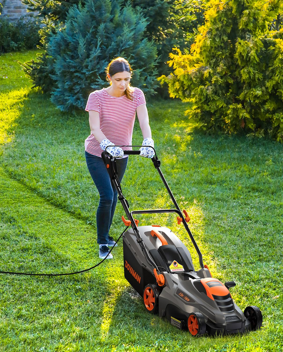 16" 13 Amp Lawn Mower with 13.2-Gallon Bag P722
